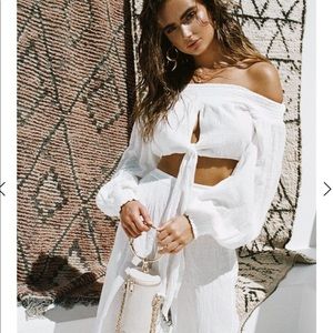 Sabo skirt raw pearl top